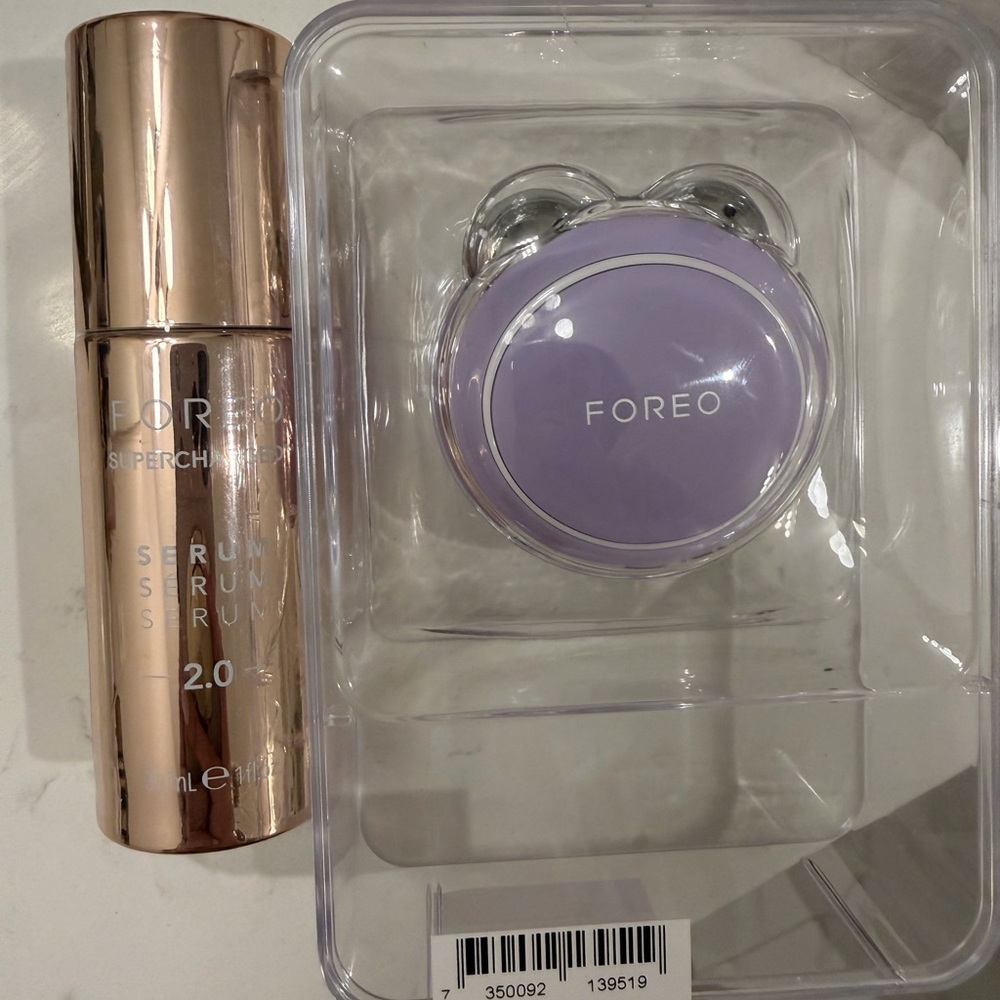 Foreo mini with serum